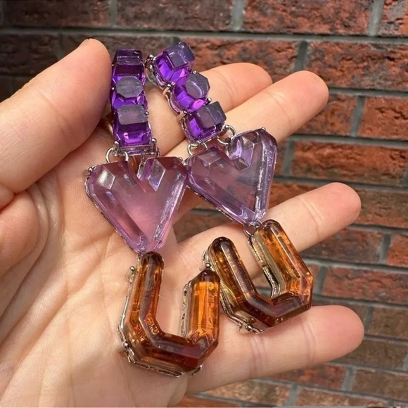 Purple Heart I Love U Resin Drop Earrings - Picture 5 of 5